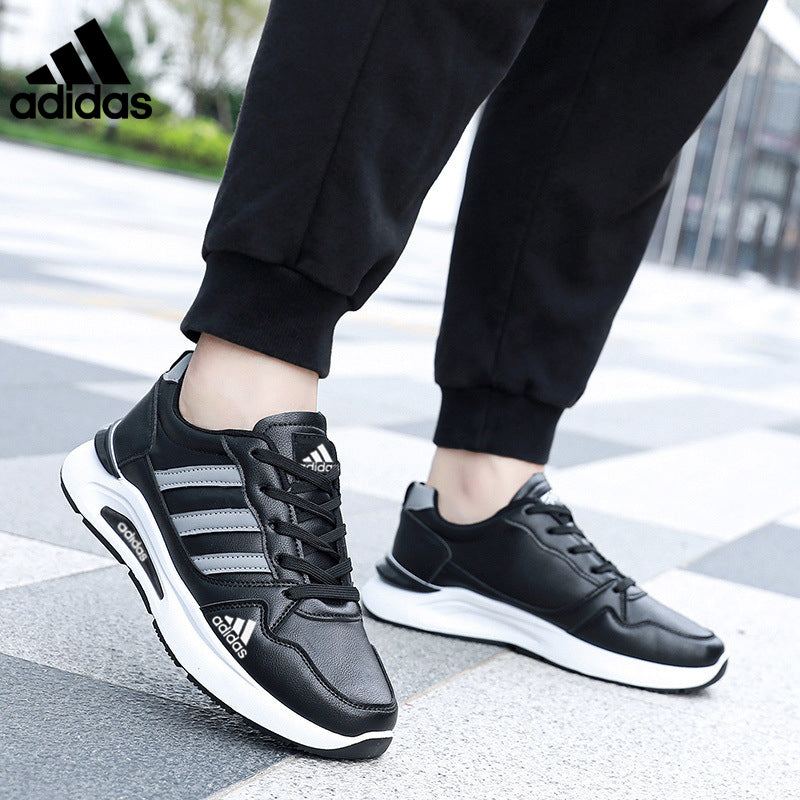 PÁNSKÉ NEPROMOKAVÉ KOŽENÉ BOTY ADIDAS